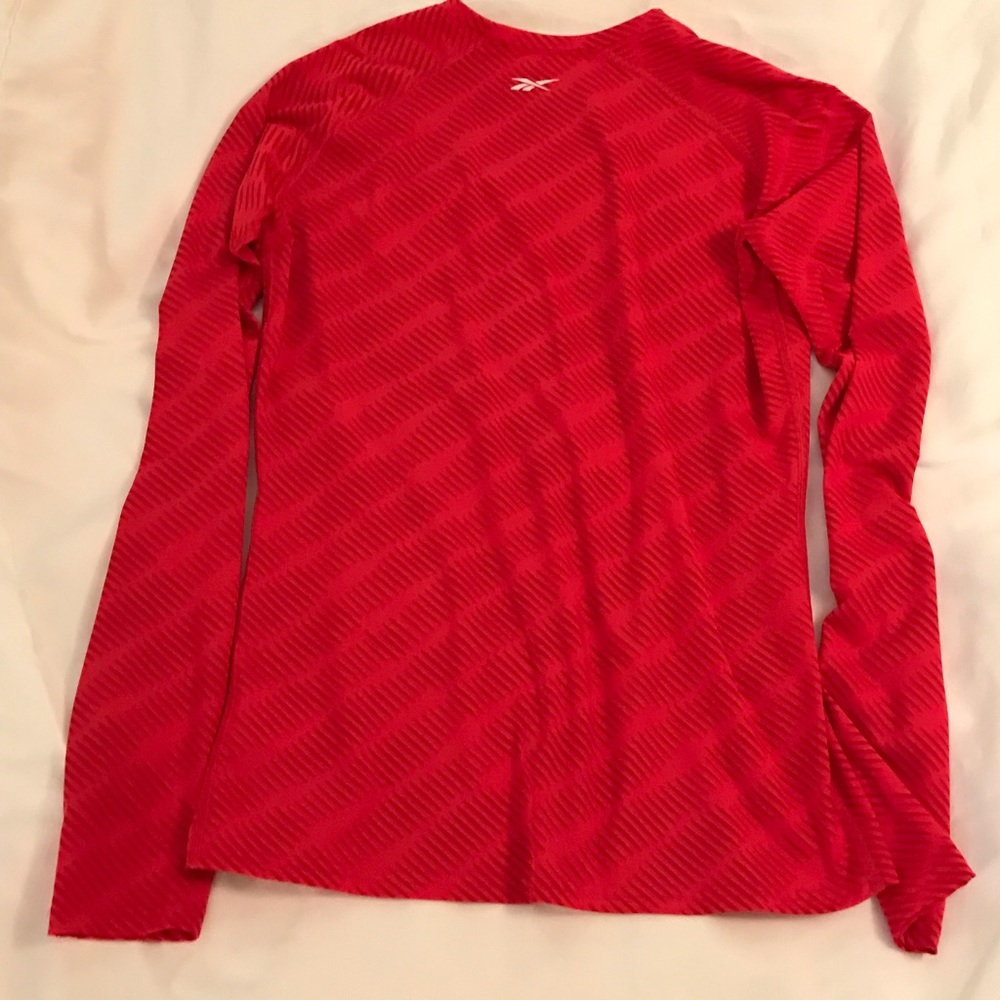 Women’s Athletic swim/rash guard top.